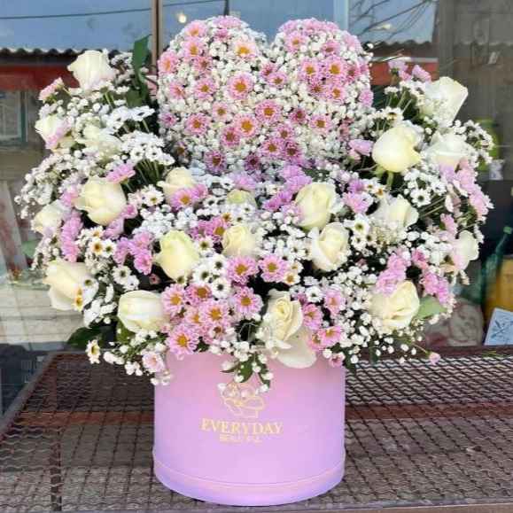 Heart flower box