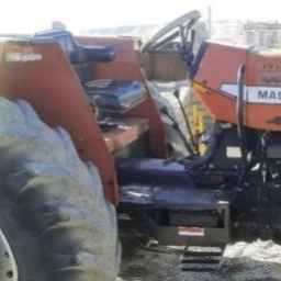 Urmiye'de Alish motor mağazası, traktör parçaları ve yedek parçaları alım satımı