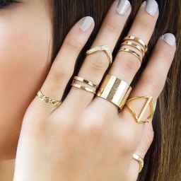 Nejati Gold Gallery, gold service and half a ring set in Rasht Gilan