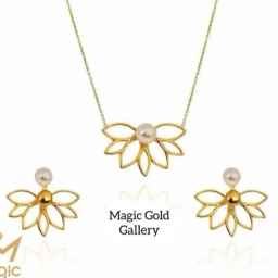 Magic gold gallery, customized and minimal gold in Tehran