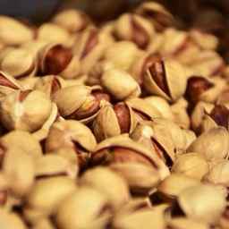 Darban dry goods, wholesale sale and export of pistachios, walnuts and peanuts in Tehran