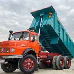 Commercial building in Urmia