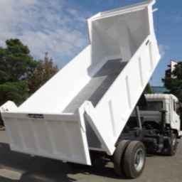 Hitech Sanat, making room for trucks in Borujerd