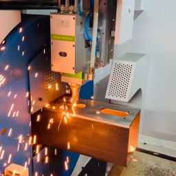 Chalipa Laser, manufacturing metal and non-metal laser devices in East Tehran