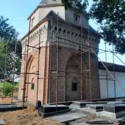 Construction and restoration of Esfandiari antiquities