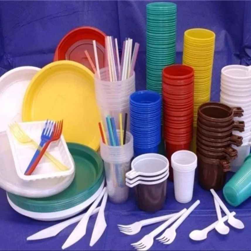 Plastic containers
