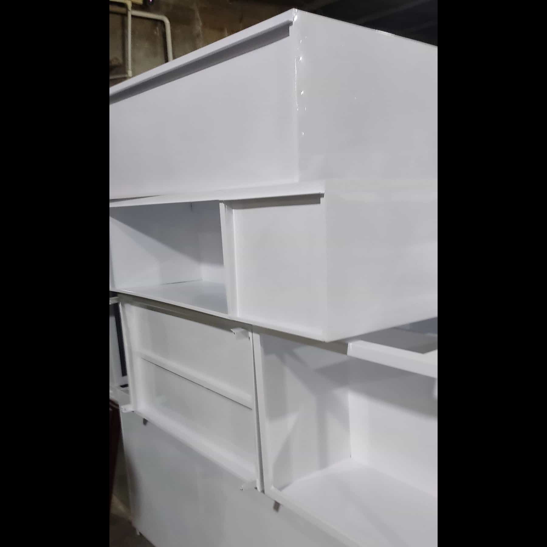 رنگ آمیزی کابینت آشپزخانه