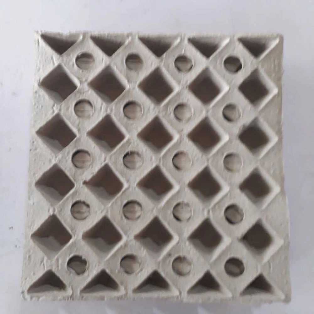 20 egg combs