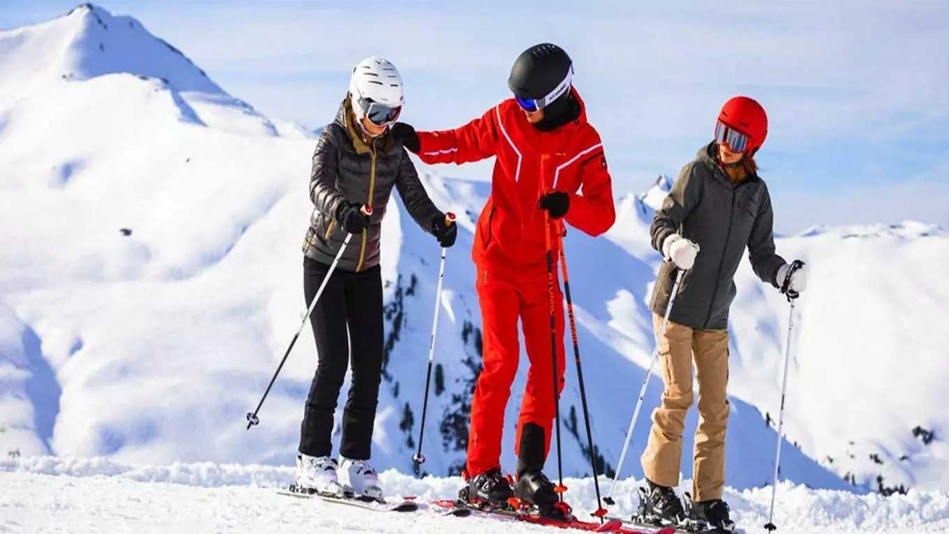 Stock clothing for original mountaineering skis in Piranshahr