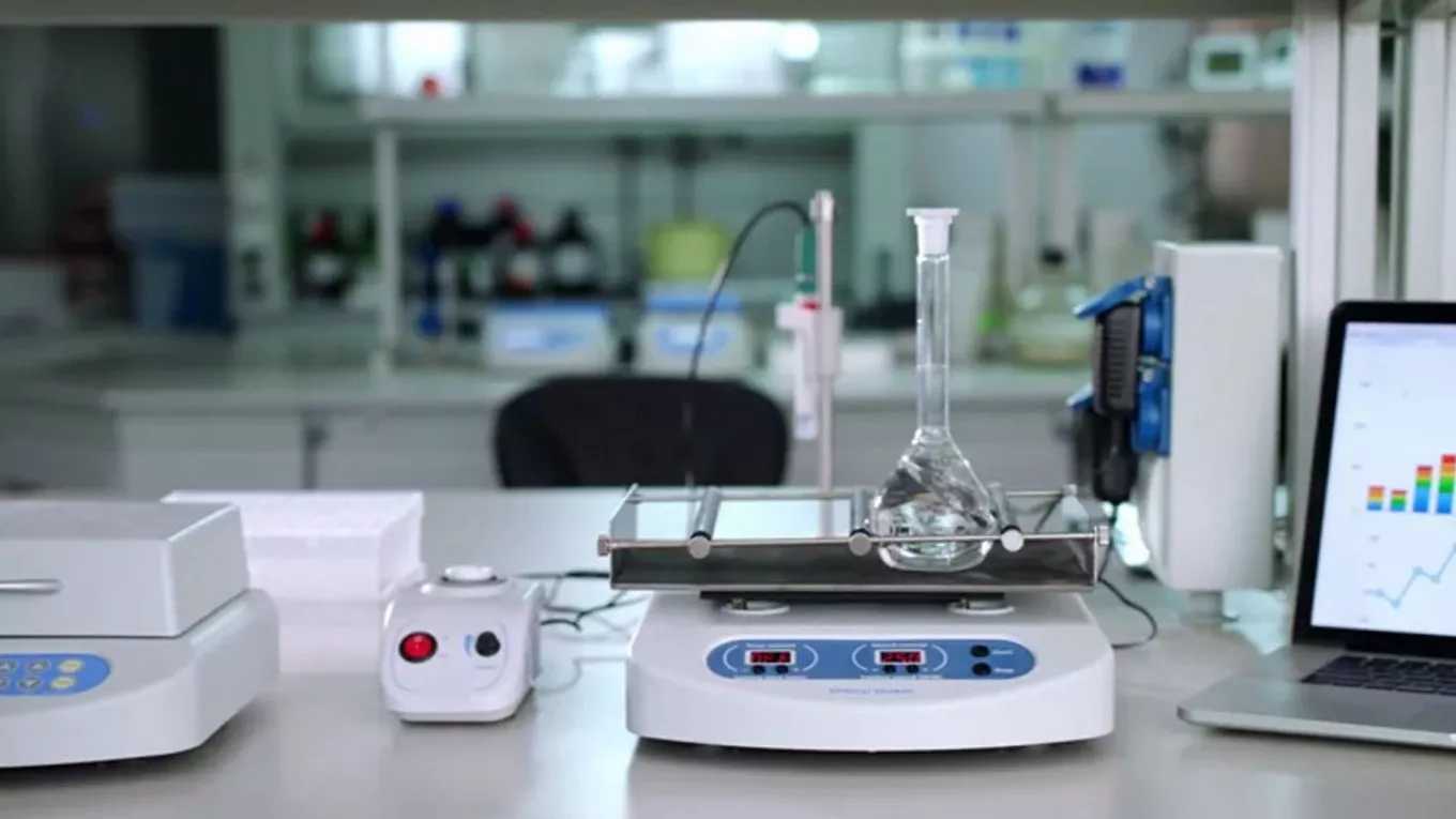بيع وخدمة المعدات المخبرية للطب الإيراني في طهران