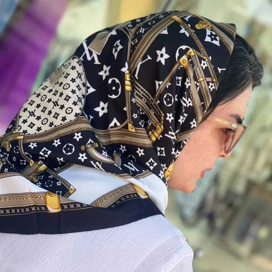 روسری ابریشم