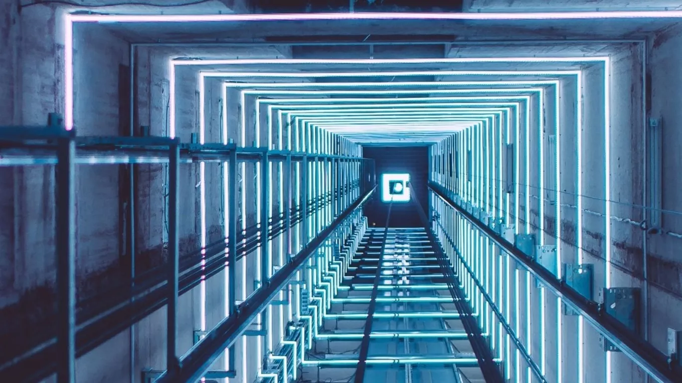 Dayan Sanat elevator in Gachsaran
