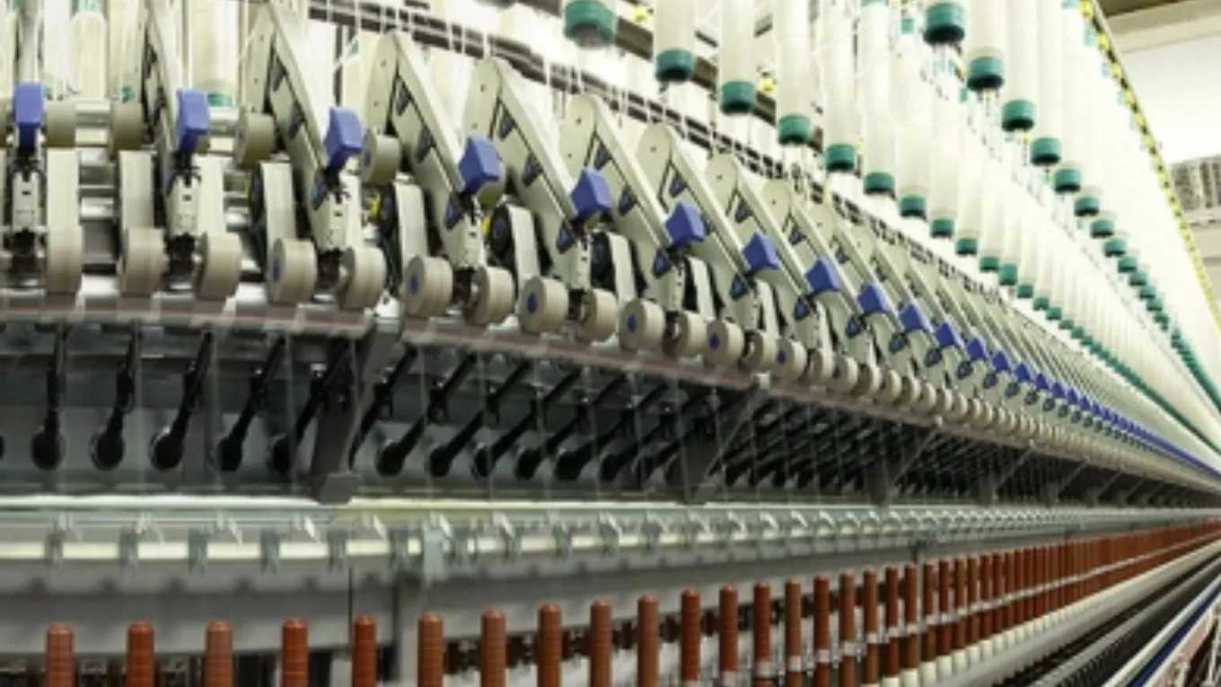 Manufacturing and assembly of North-West textile machinery in Tabriz