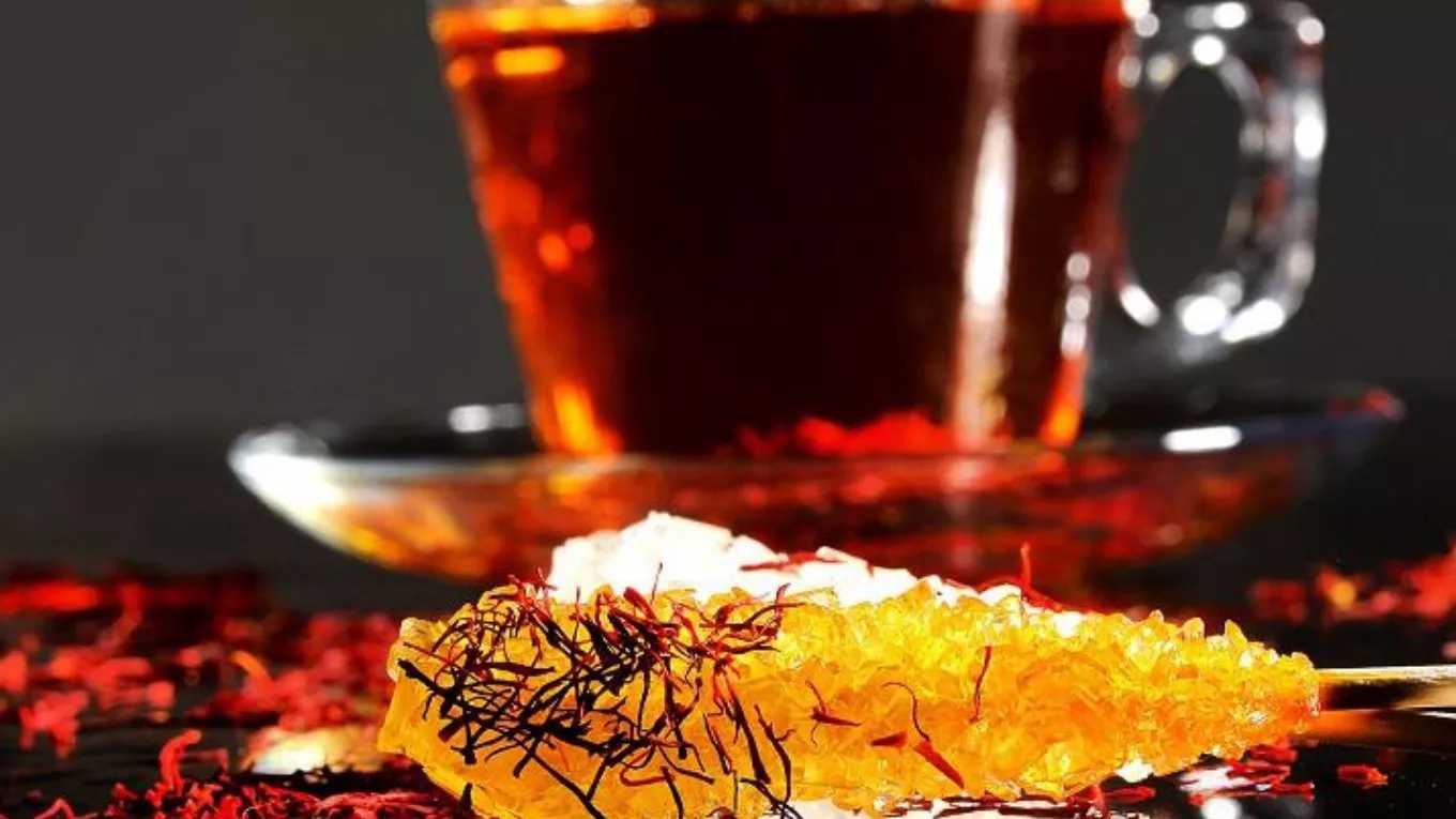 Production and distribution of saffron and simple Aramis plants in Tabriz