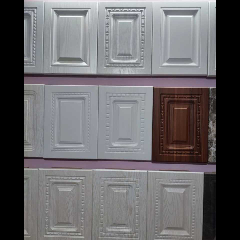 درب کابینت ممبران و نئوکلاسیک در طرح ها و رنگ های مختلف