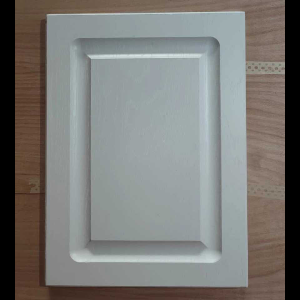 درب کابینت ممبران و نئوکلاسیک در طرح ها و رنگ های مختلف