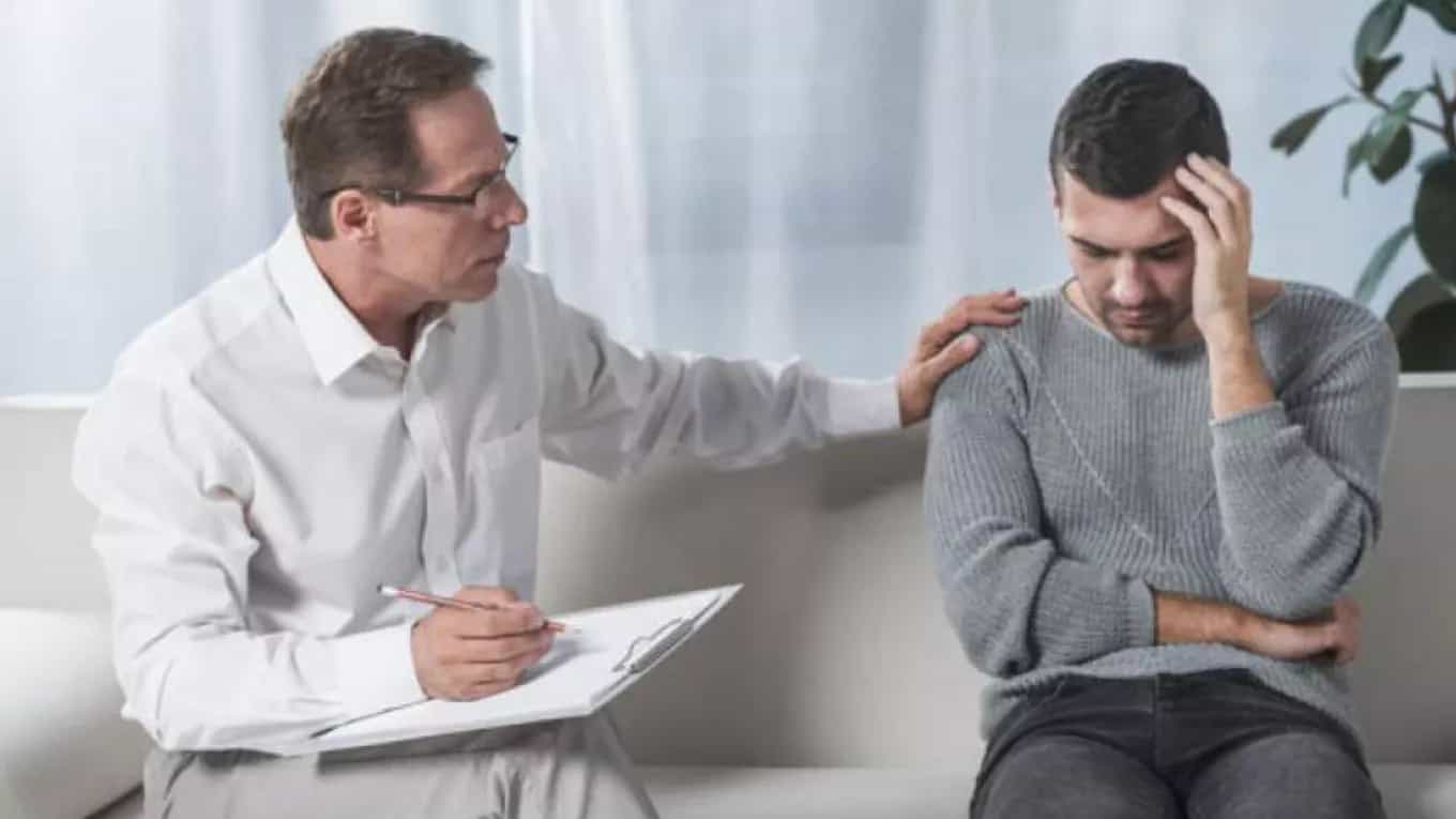What is clinical psychology?