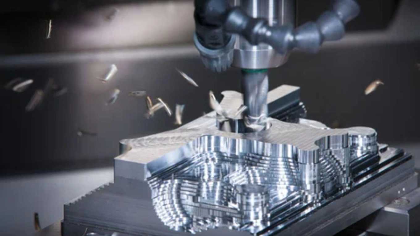 The manufacturing and turning services of Salim Tarash industrial machine parts in Tehran