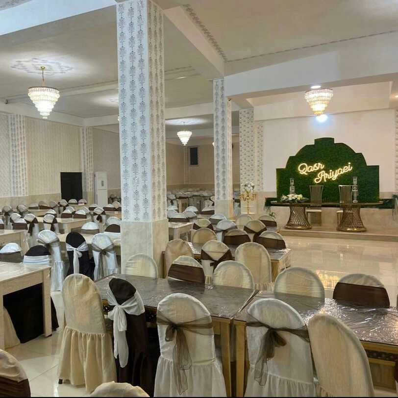 تالار قصر آریایی در رشت