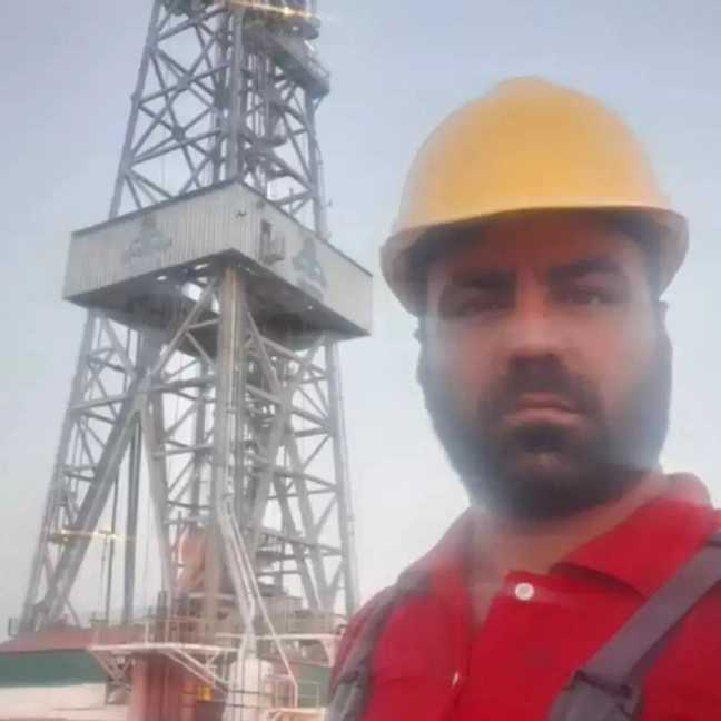 ماشین آلات راهسازی و جرثقیل توسن
