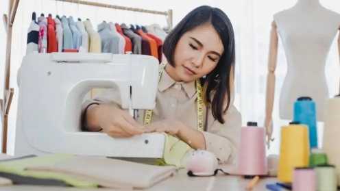 چرا خرید لباس مجلسی مزون دوز بهتر است؟