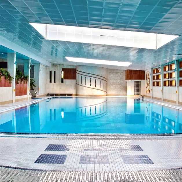 مشاوره طراحی و ساخت استخر نوین پارسه در آمل مازندران