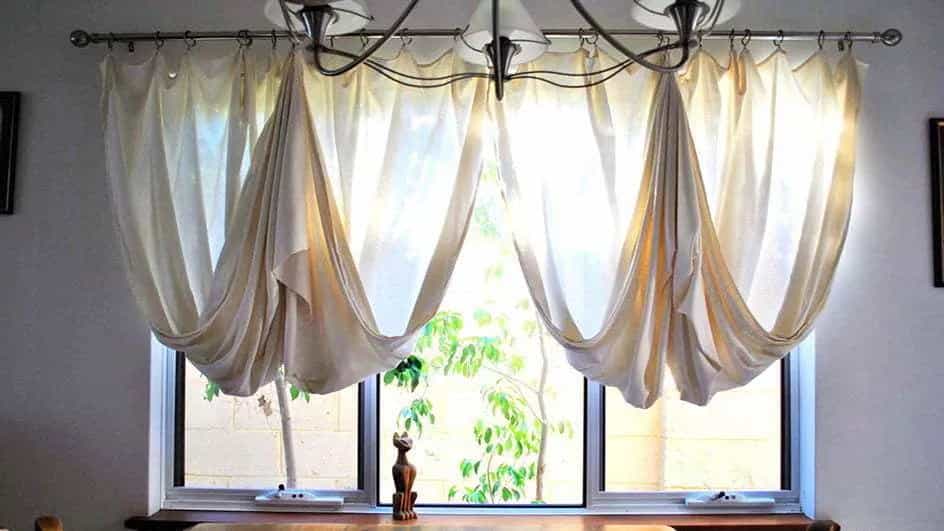 Types of designs and colors of kitchen curtains