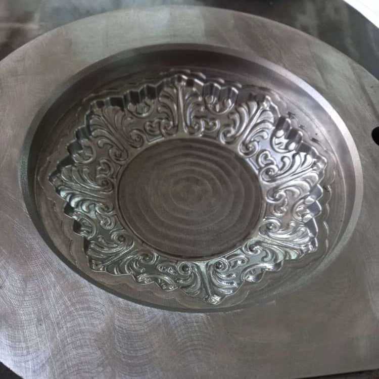 قالب سازی زرین صنعت نیک