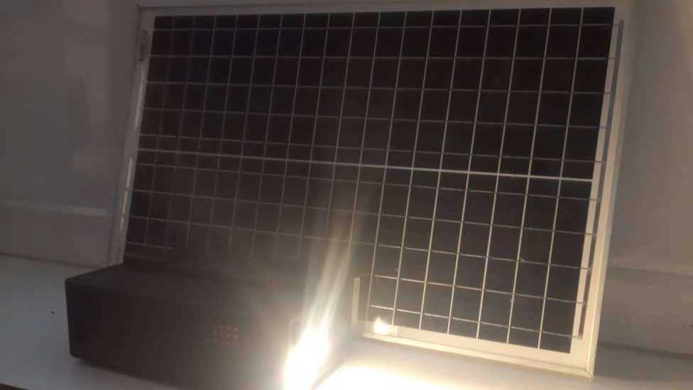 إنتاج حزم الطاقة الشمسية المتنقلة Sepidar Solar Fars