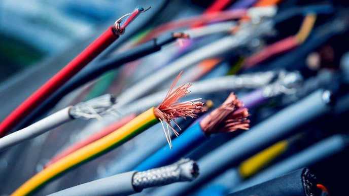 انواع سیم و کابل و کاربردهای آن‌ها