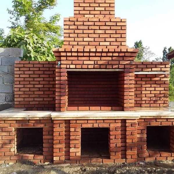 آبنما و باربیکیو با سنگهای معدن دماوند