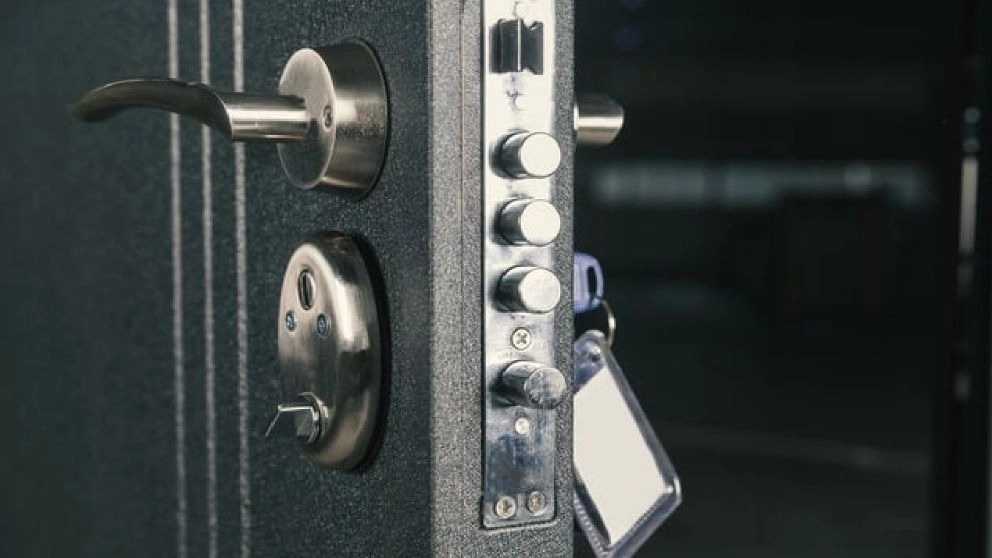 خصوصیاتی درب ضد سرقت امن و با کیفیت