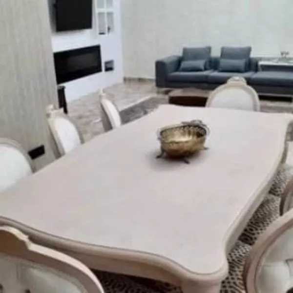 میز نهارخوری