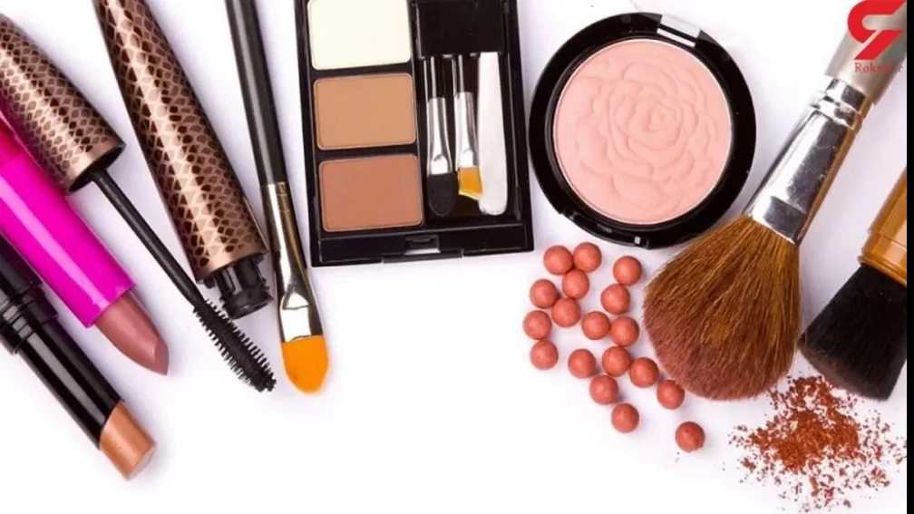 از تفاوت لوازم آرایشی با بهداشتی چه می‌دانید؟