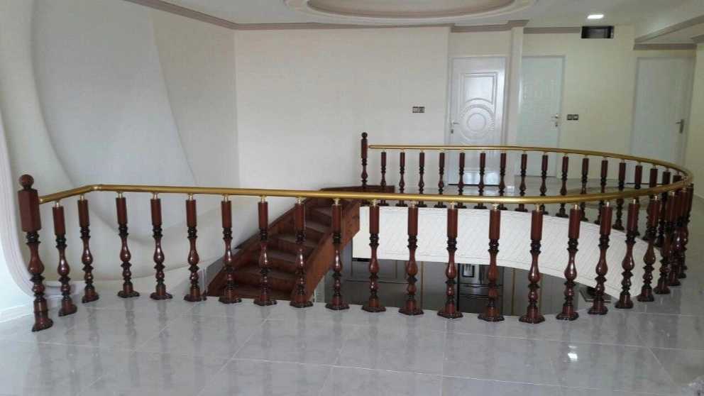 Construction of wood turning fence and Hatami inlay in Khavaran, Tehran