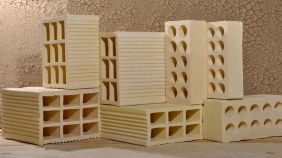Factors affecting the price of clay bricks