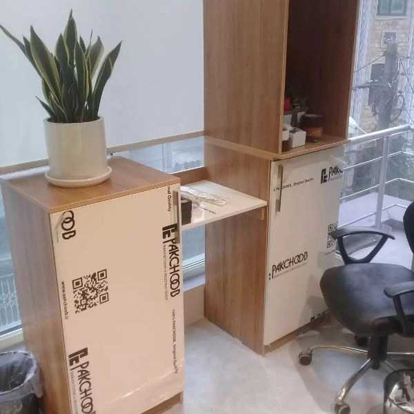 اجرای دکوراسیون داخلی ازمایشگاه آرین