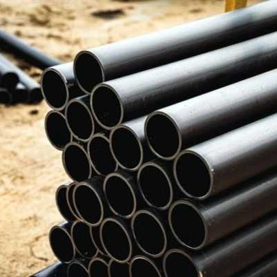 روش لوله های پلی اتیلن و نوار تیپ آبیاری زارع