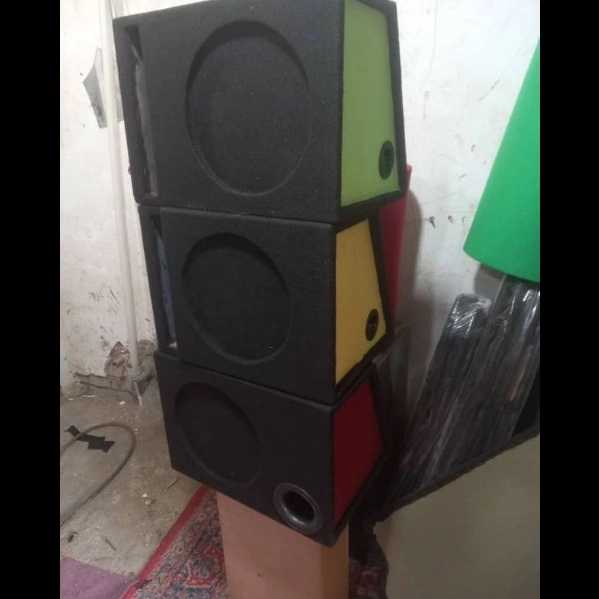 طاقچه و باکس خودرو تذکری