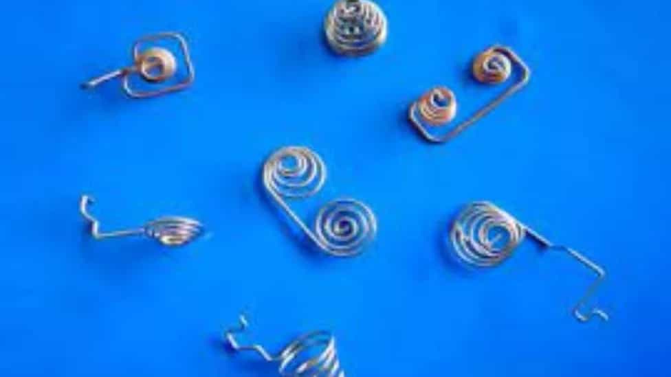 Battery spring