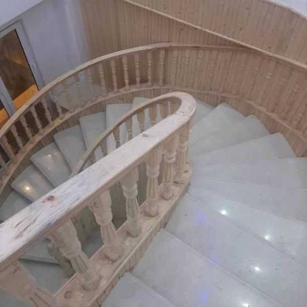 پله گرد مارپیچ بتنی واحدی
