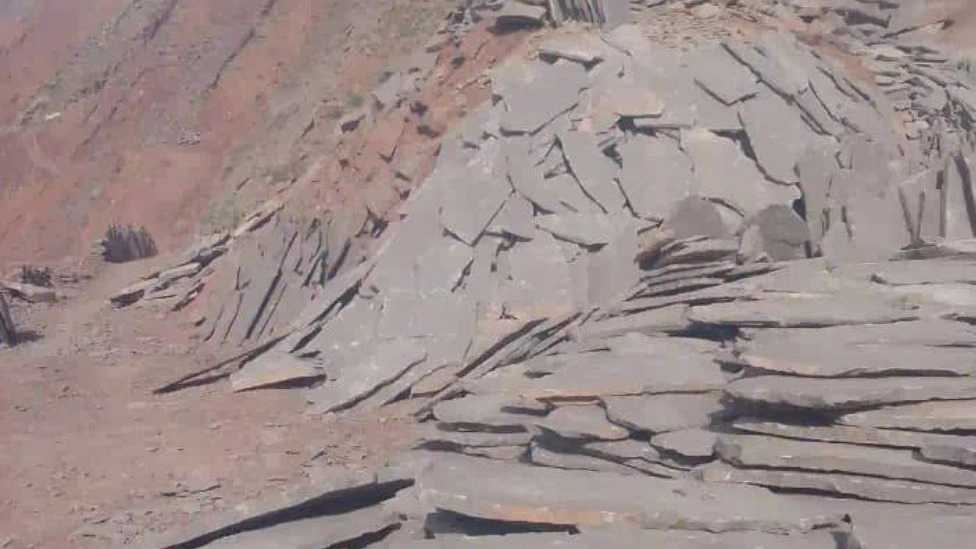 بيع الحجر الخردة وتنفيذ الحجر الصاج لمواد رجبيان، دماوند، طهران