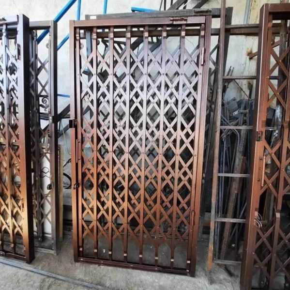 درب آکاردئونی