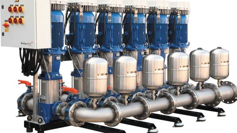 Setting up and installing Tirbakhsh booster pump in Bushehr