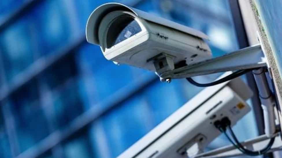 مكونات مختلفة من الدوائر التلفزيونية المغلقة