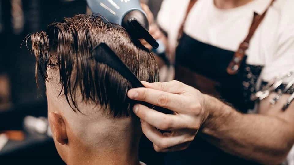 Men's hair styling methods