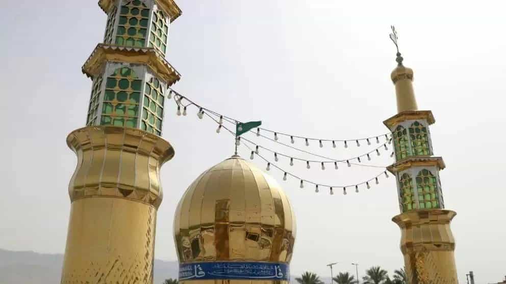 Garland dome and Asdi Ahmadi Angali shrine in Barazjan Bushehr