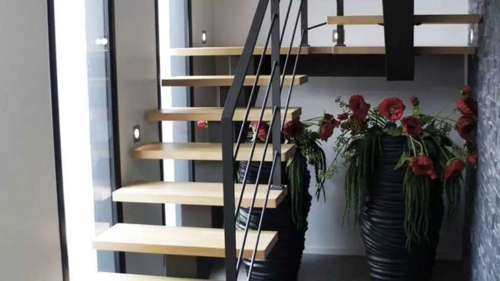Rasht metal stairs