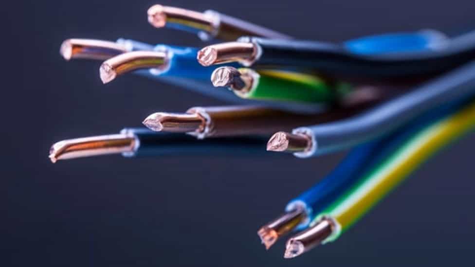 Cable types based on voltage level