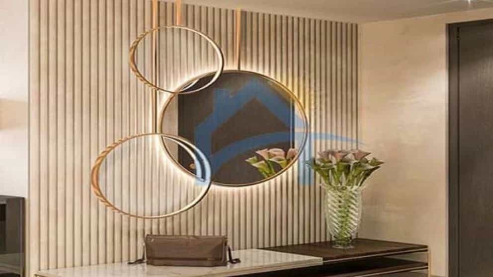 The role and application of decorative mirrors in interior design